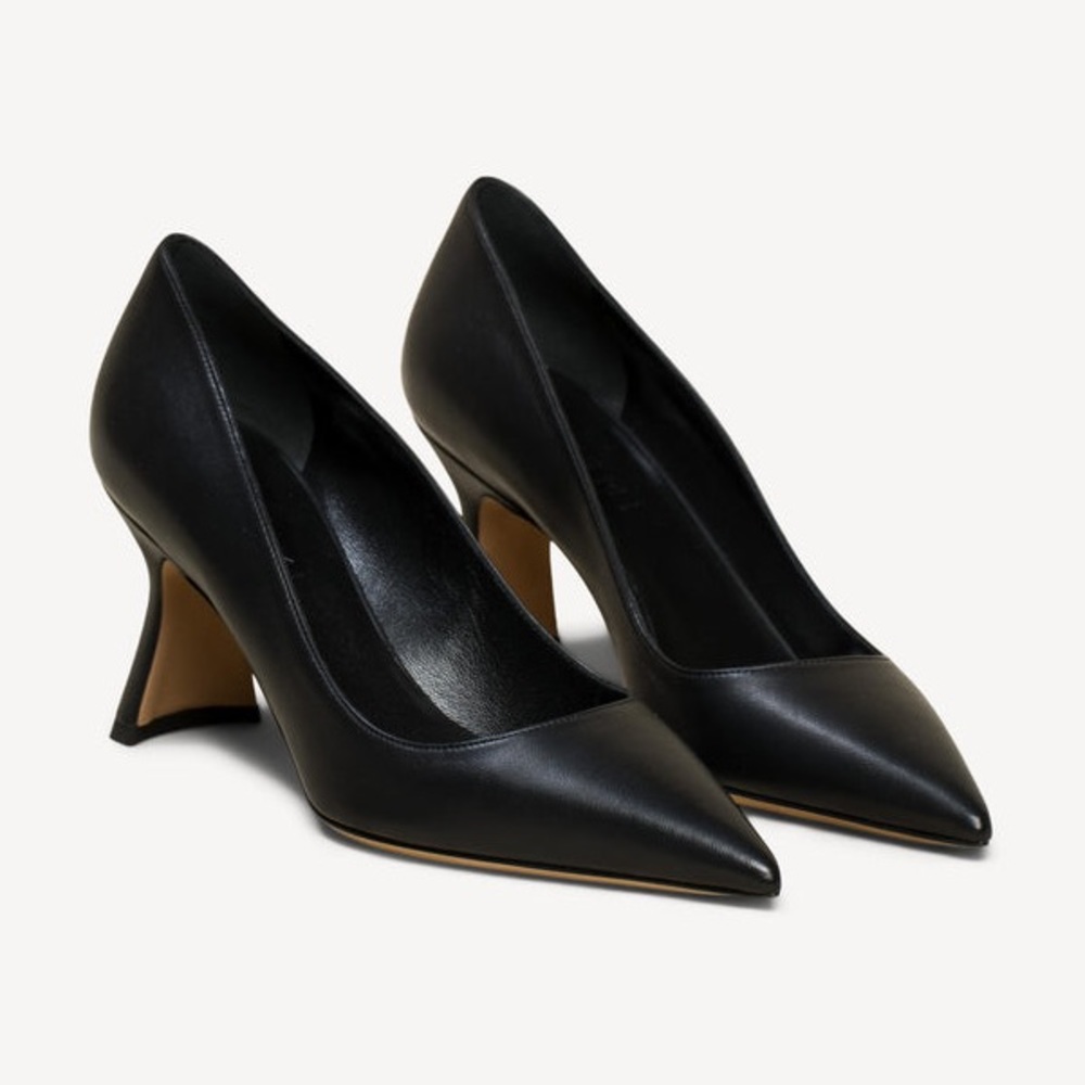 EUC M.Gemi Cinzia 70mm in Black Leather Size 40
